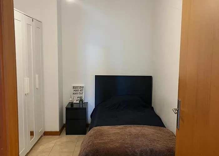 Homestay No Centro Do Porto